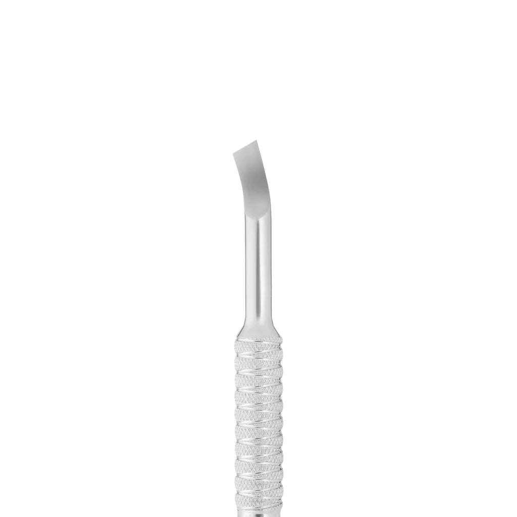 Cuticle pusher EXPERT 30 TYPE 4.2 (rounded pusher and bent blade)