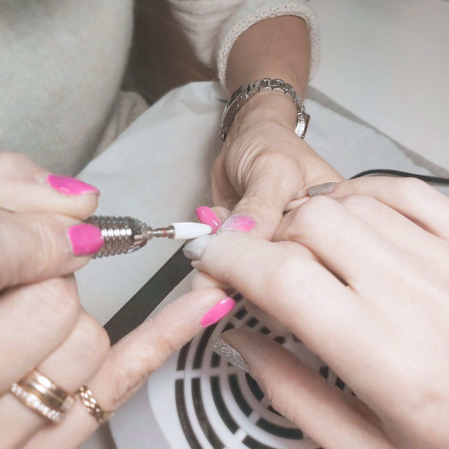 E-FILE MANICURE NAIL COURSE