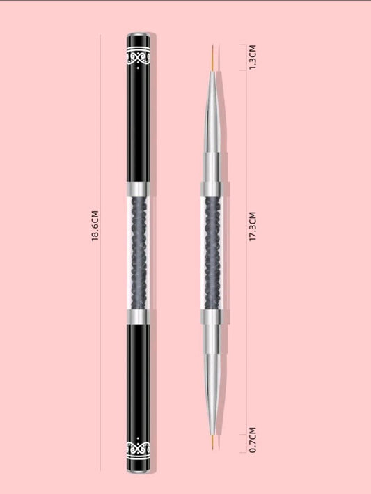 Double ended nail brush/French liner
